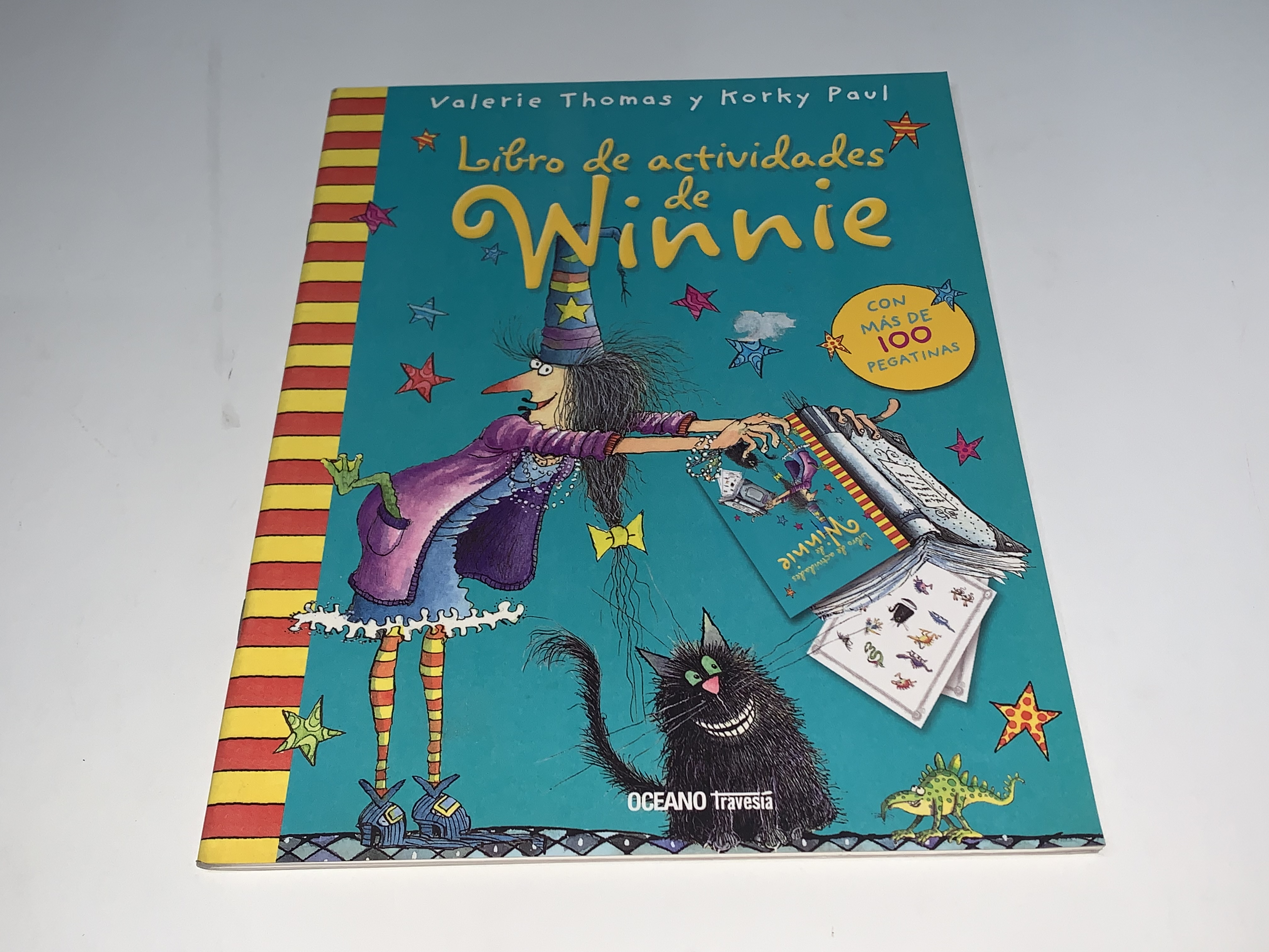 Libro de actividades de Winnie — Librería