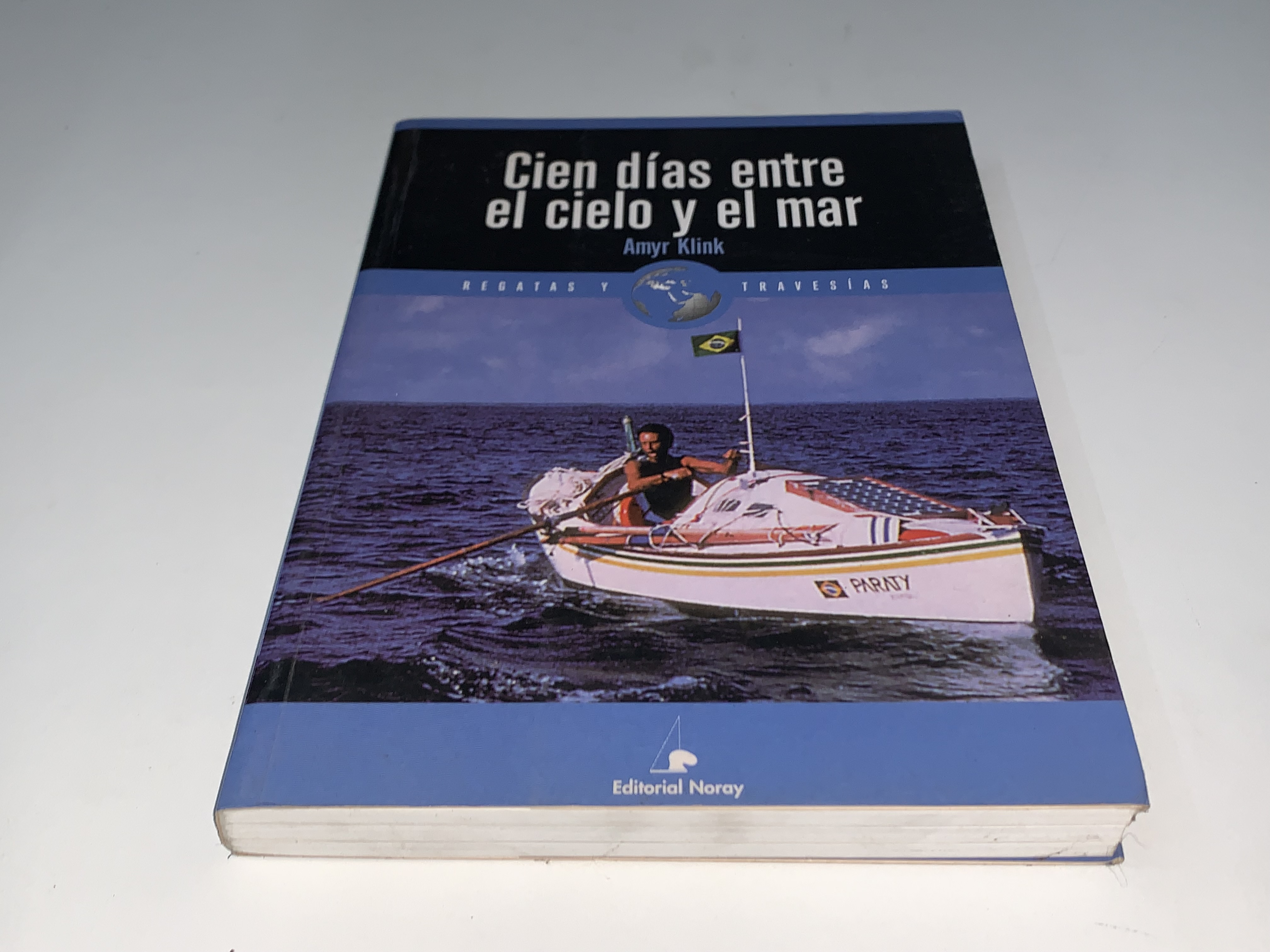 Cien días entre el cielo y el mar