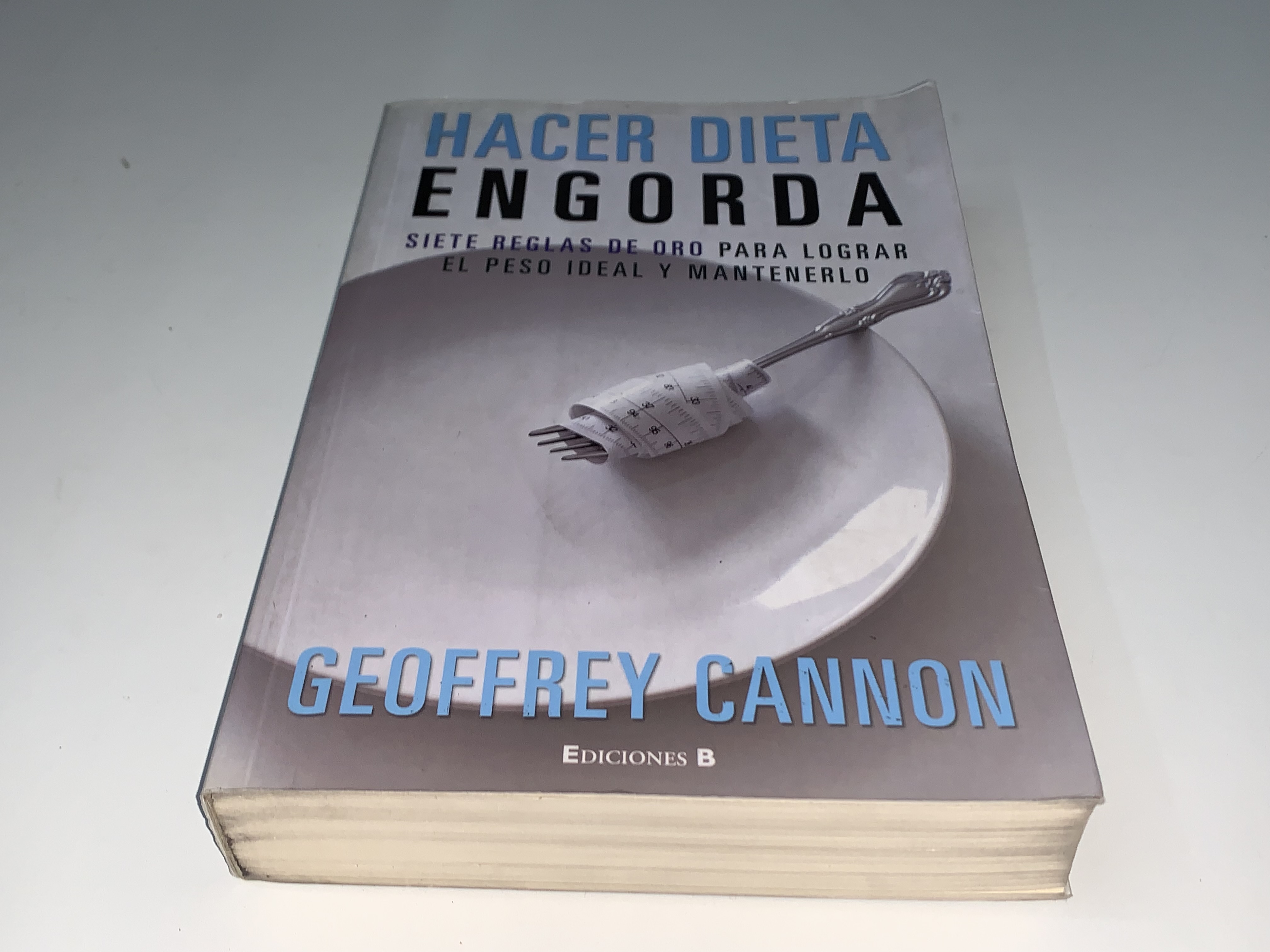 Hacer dieta engorda