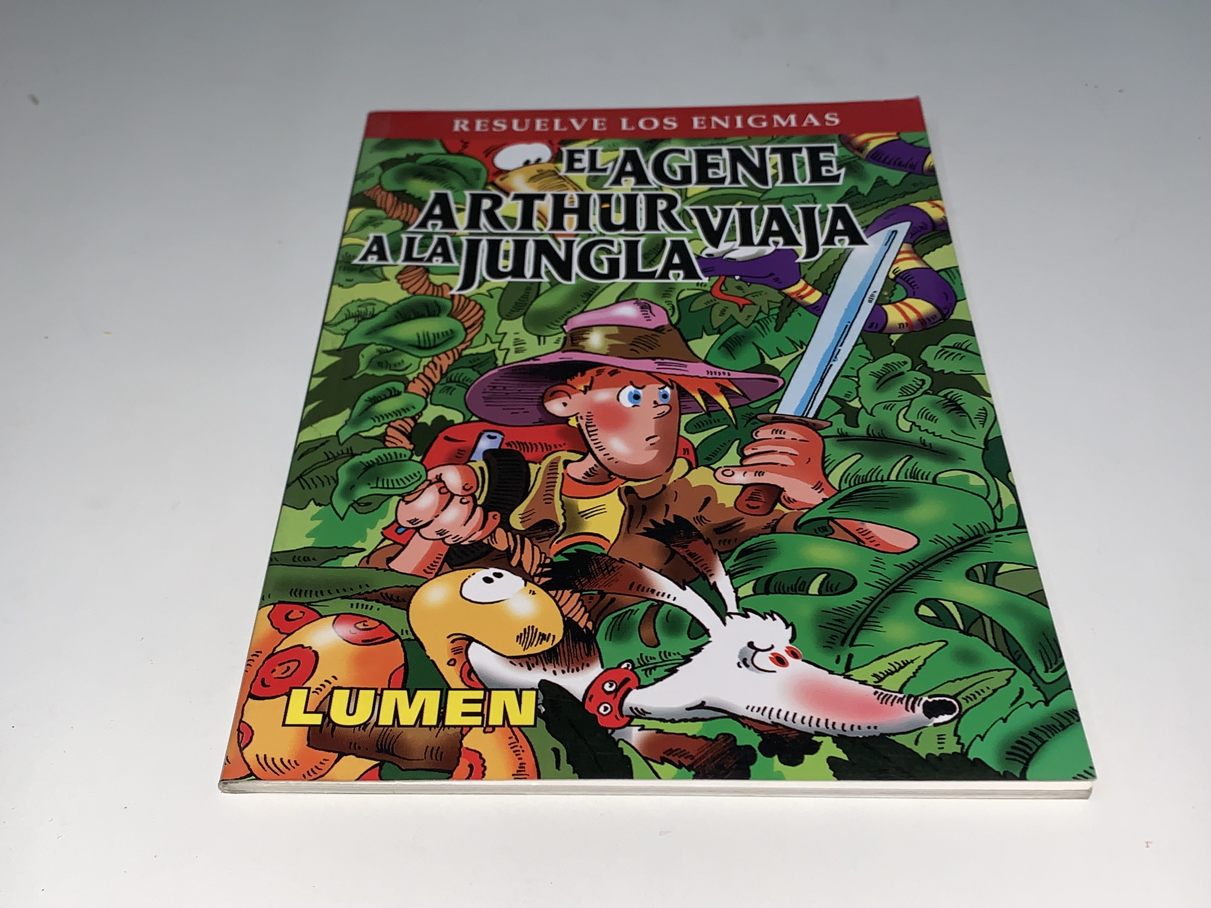 El agente Arthur viaja a la jungla