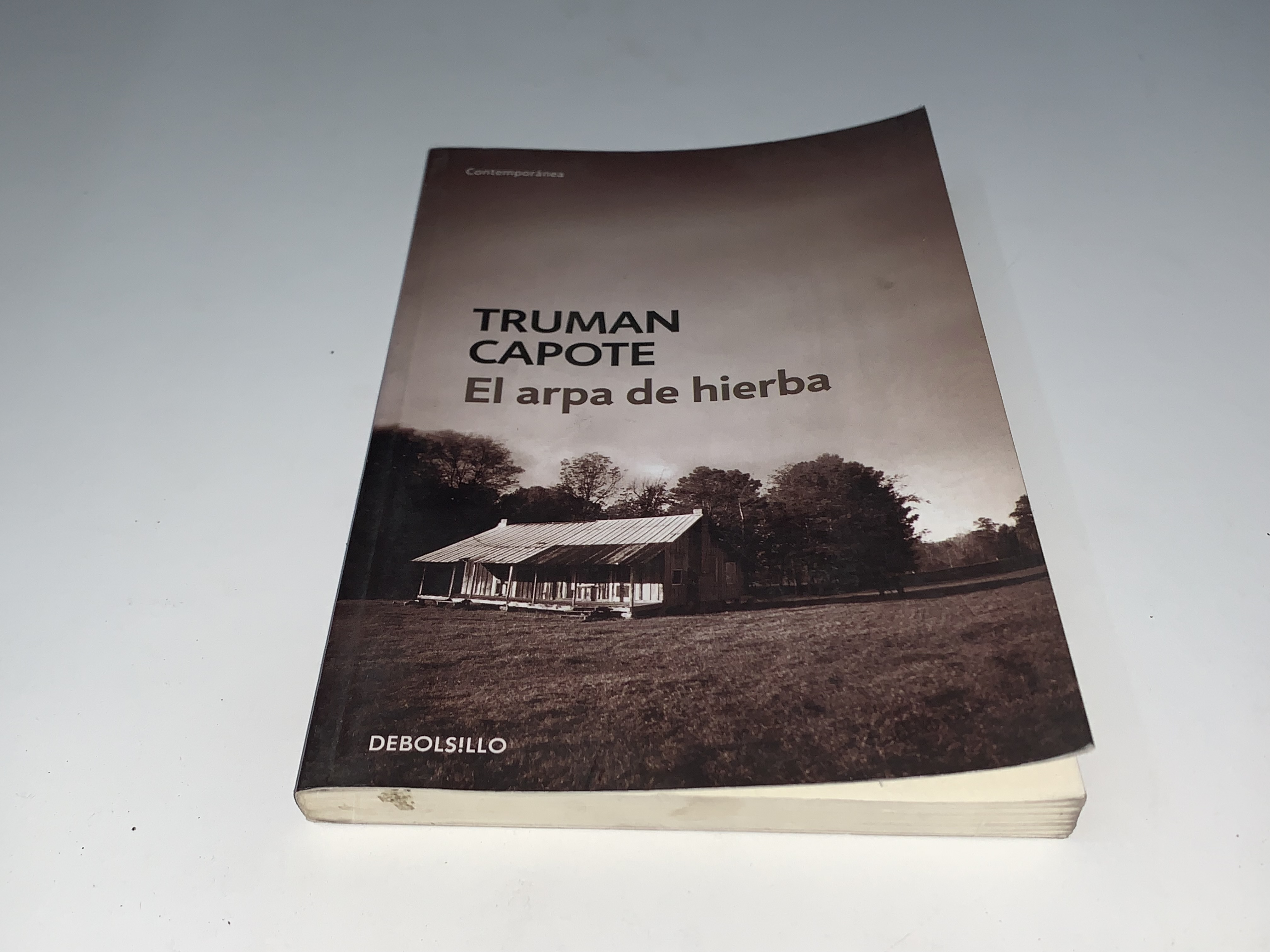 El arpa de hierba