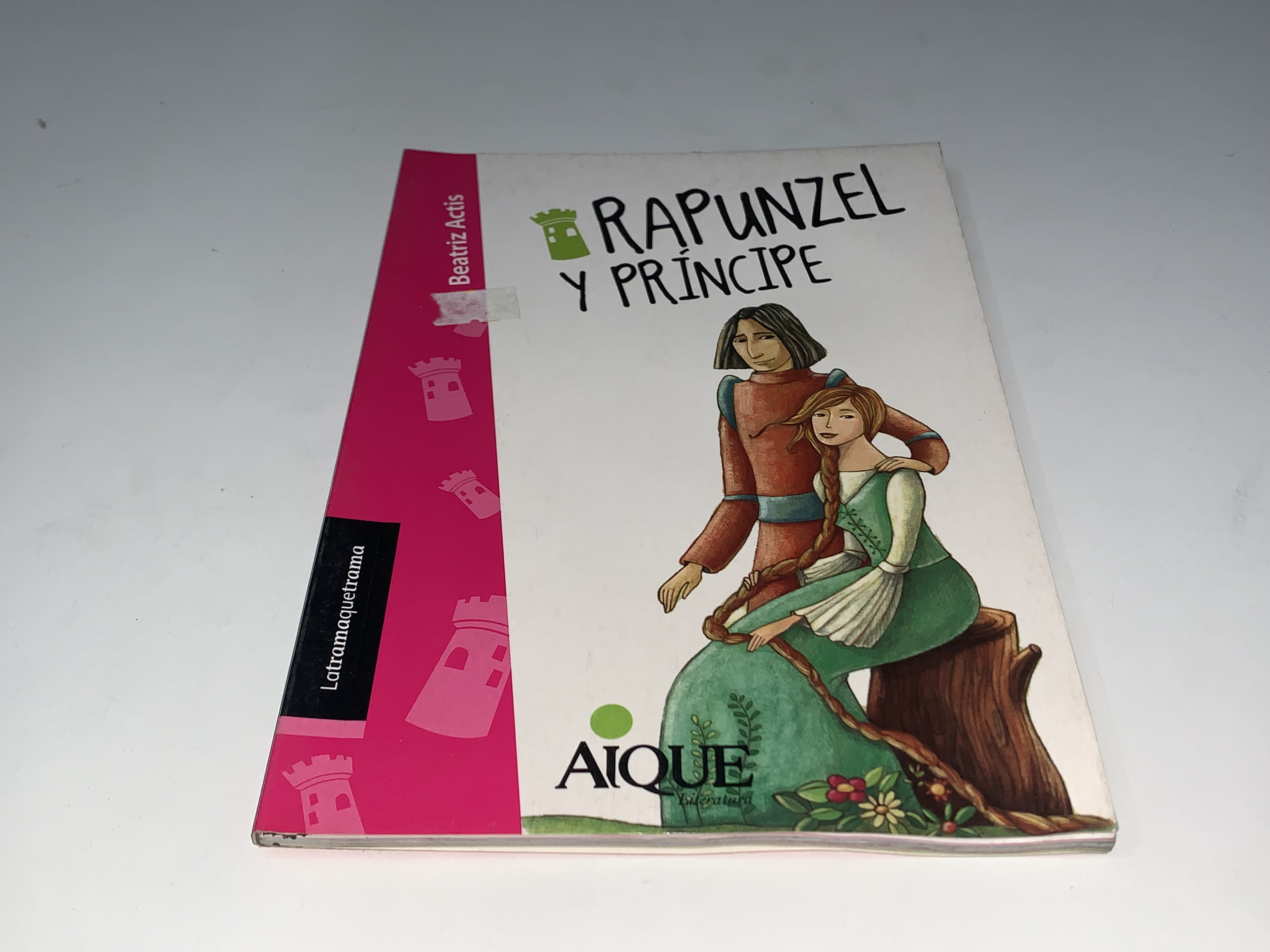 Rapunzel y príncipe