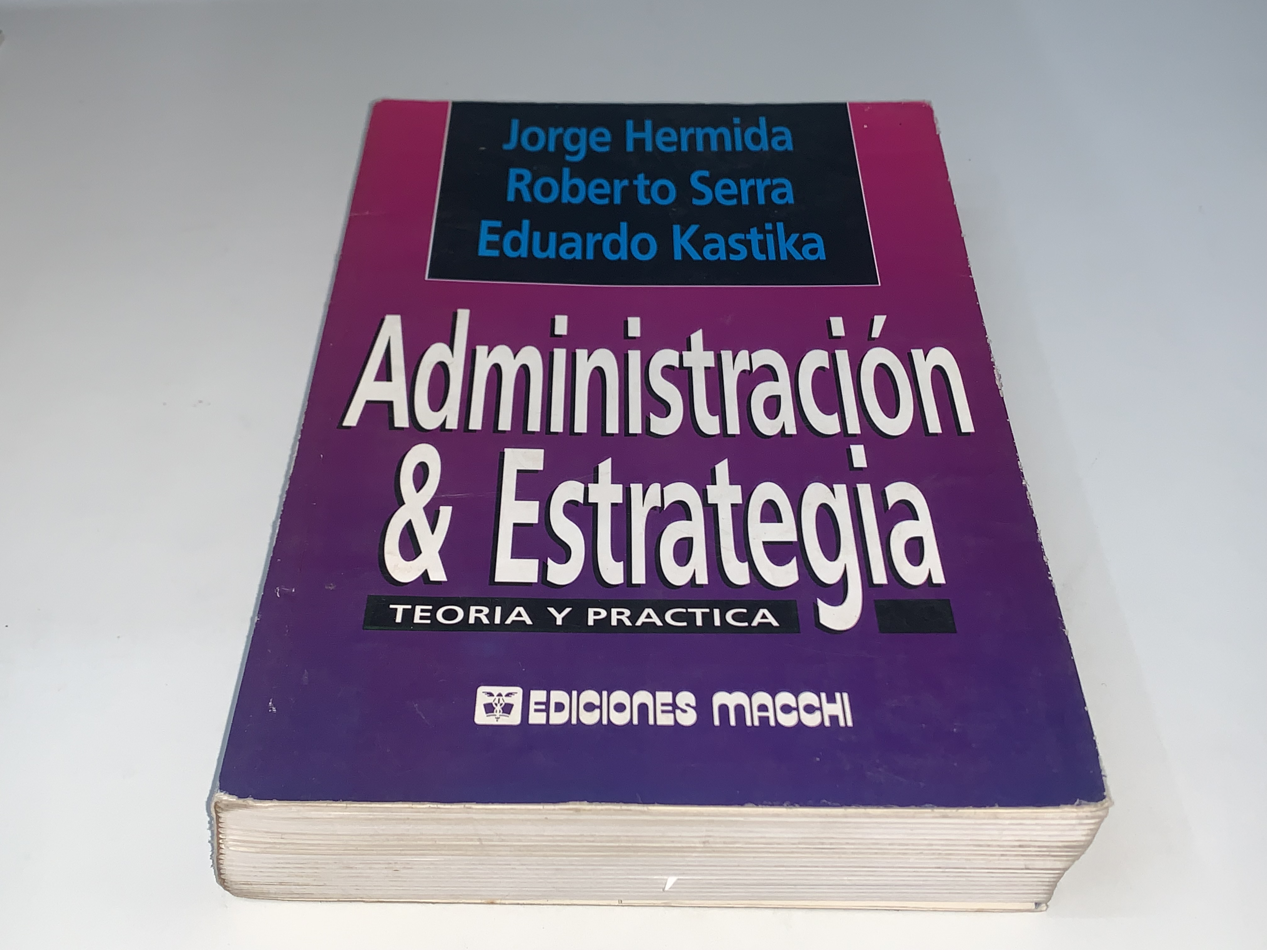 Administración & Estrategia