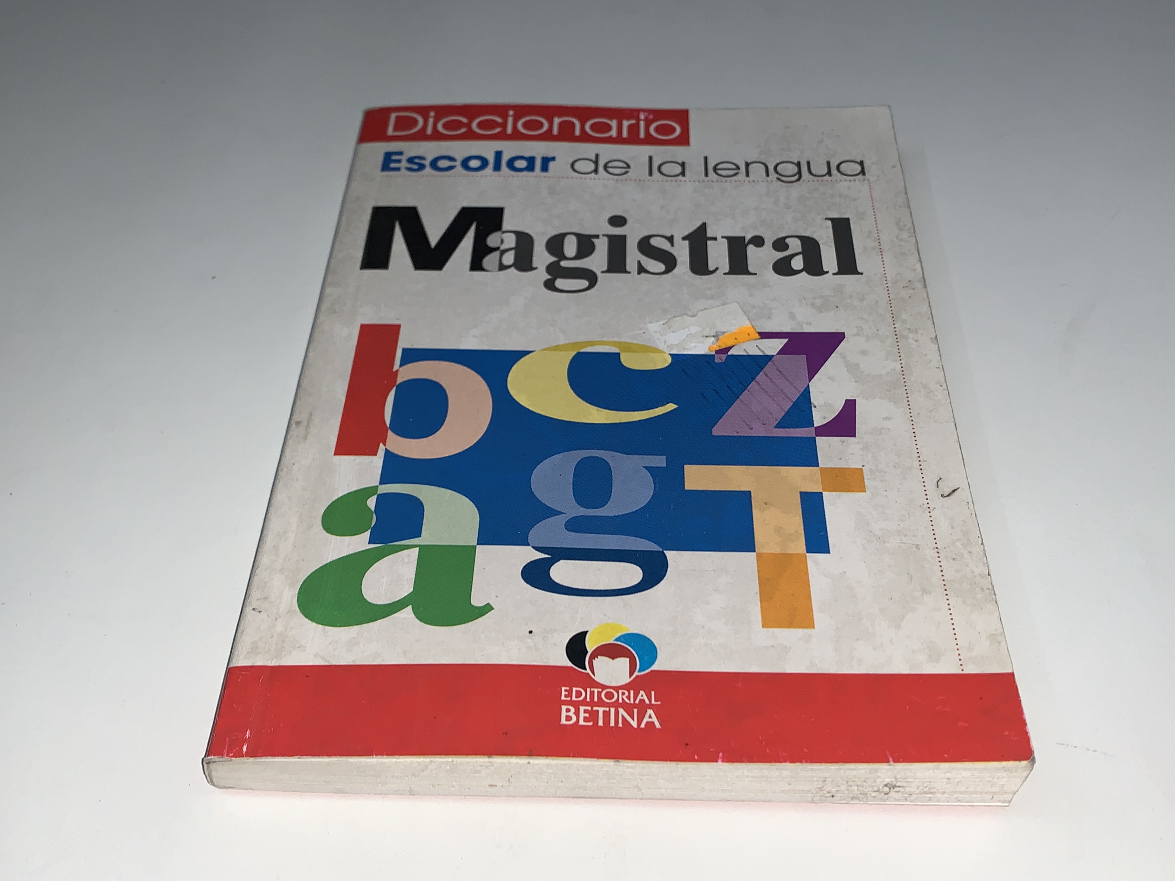 Diccionario Escolar de la lengua Magistral