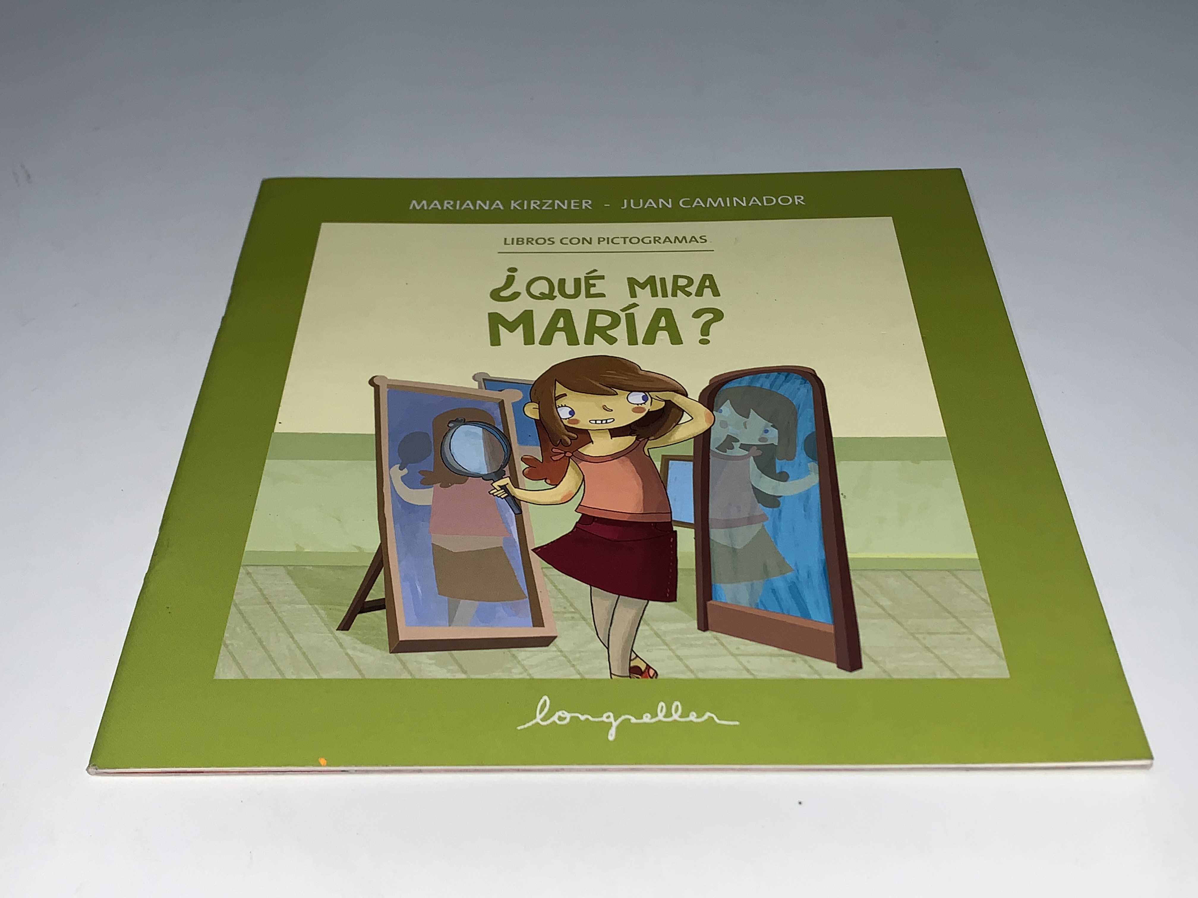 ¿Qué mira María?