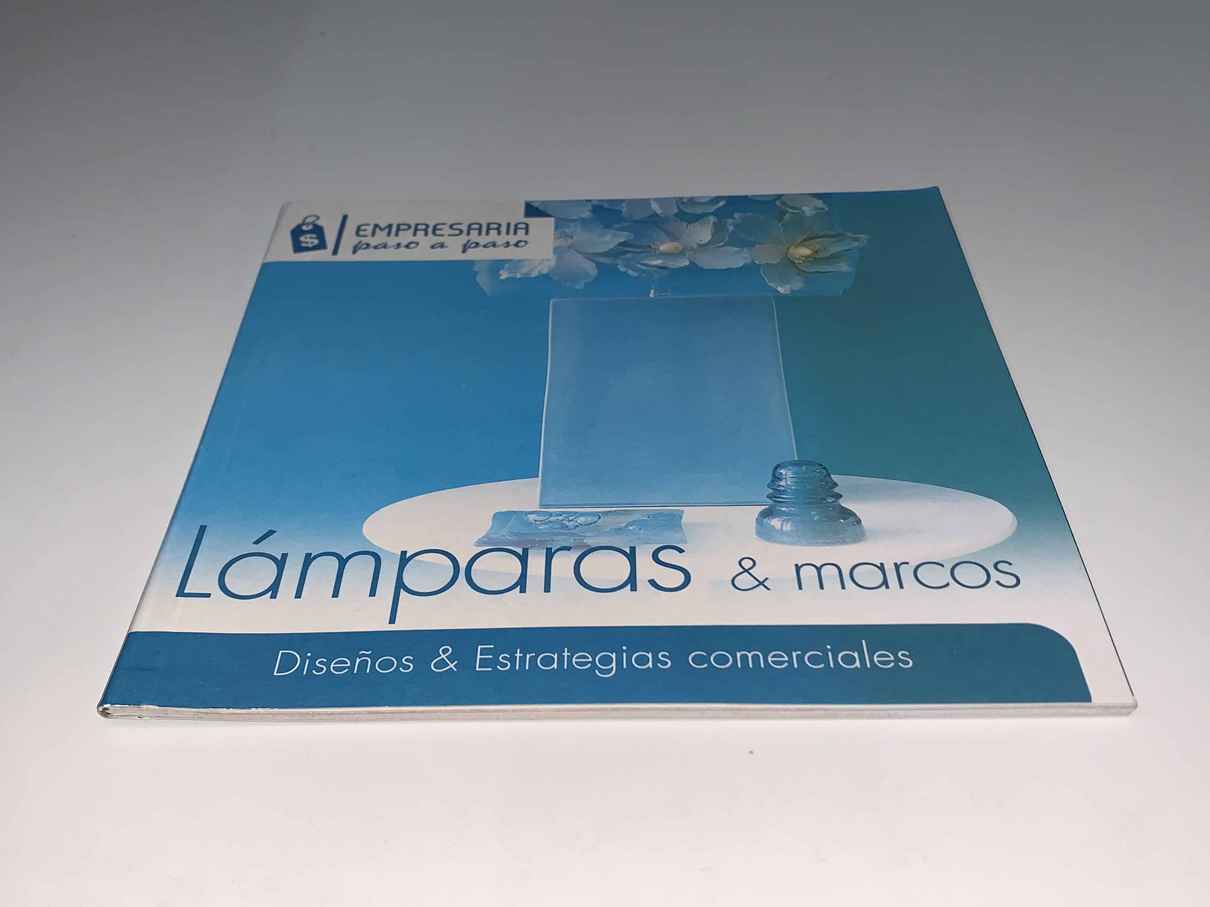 Lámparas & marcos