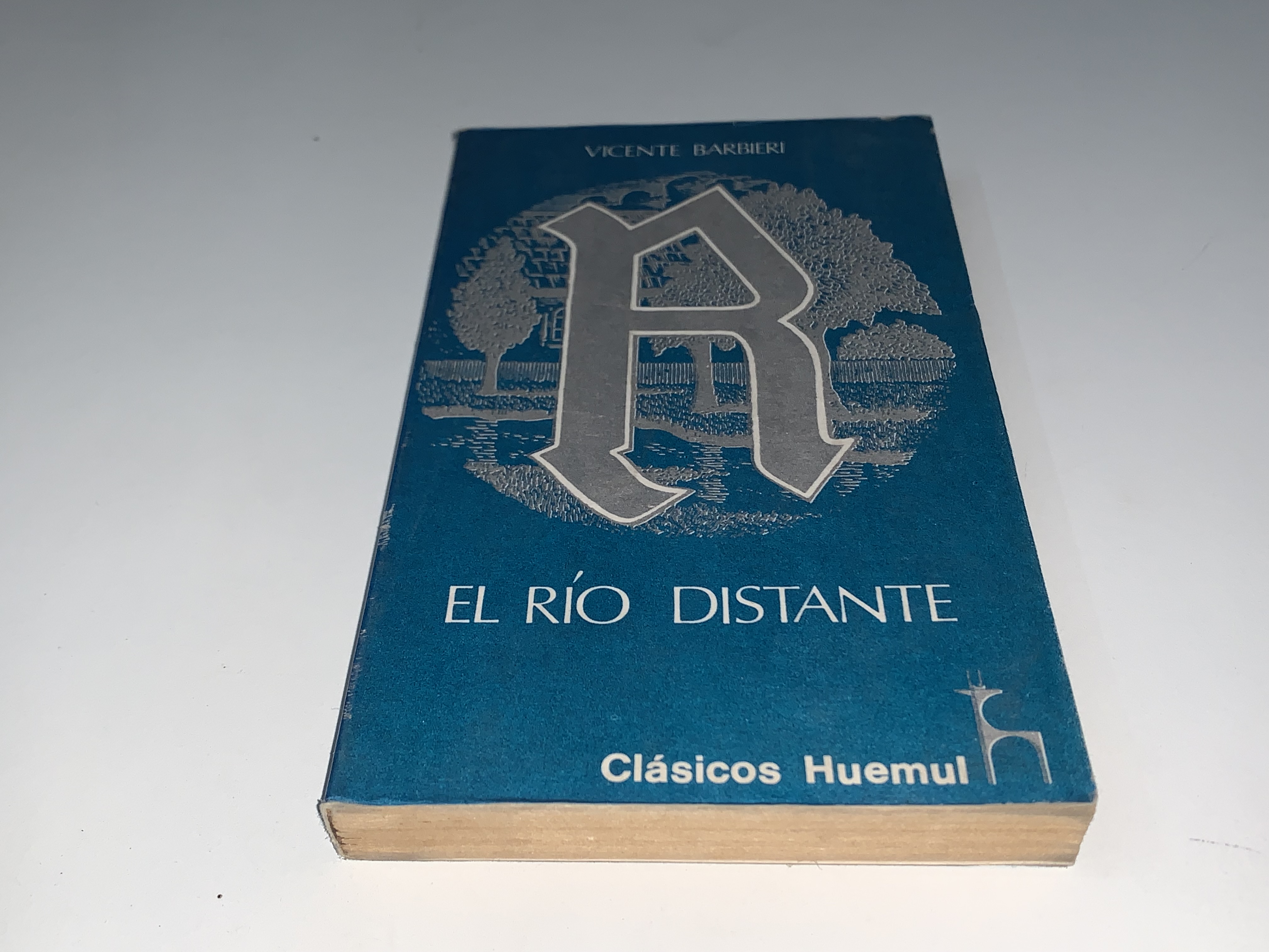 El río distante