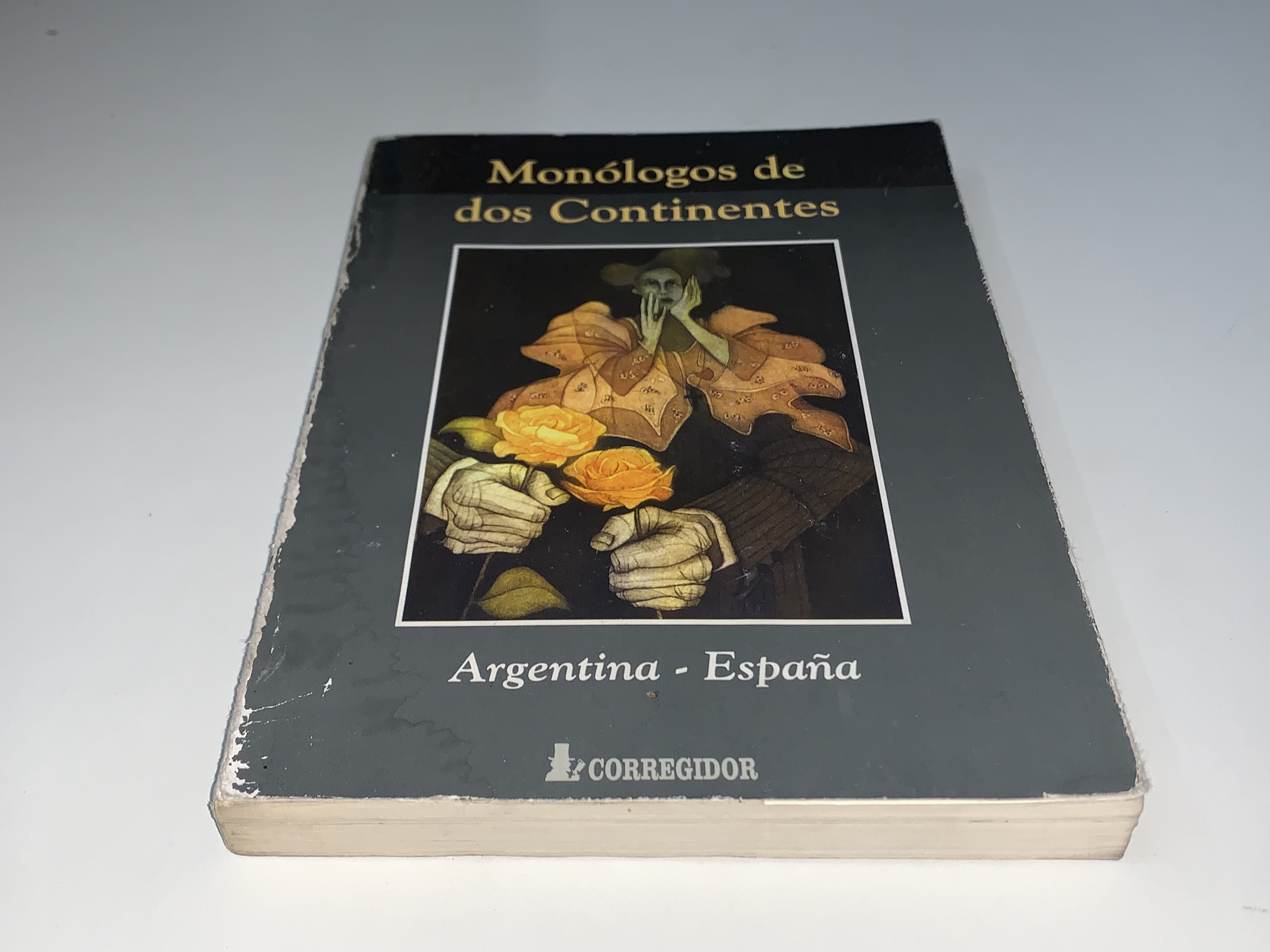 Monólogos de dos Continentes