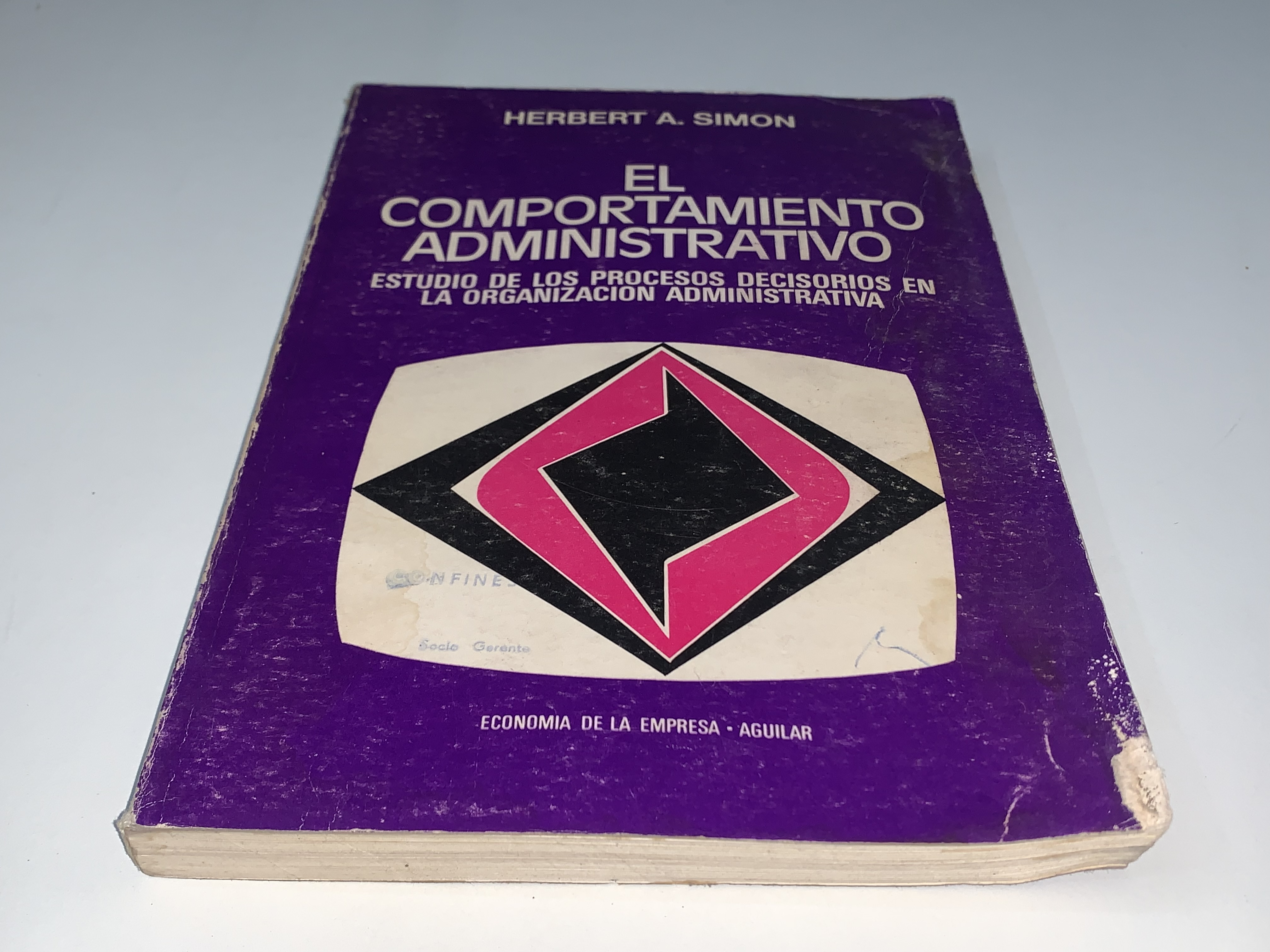 El comportamiento administrativo
