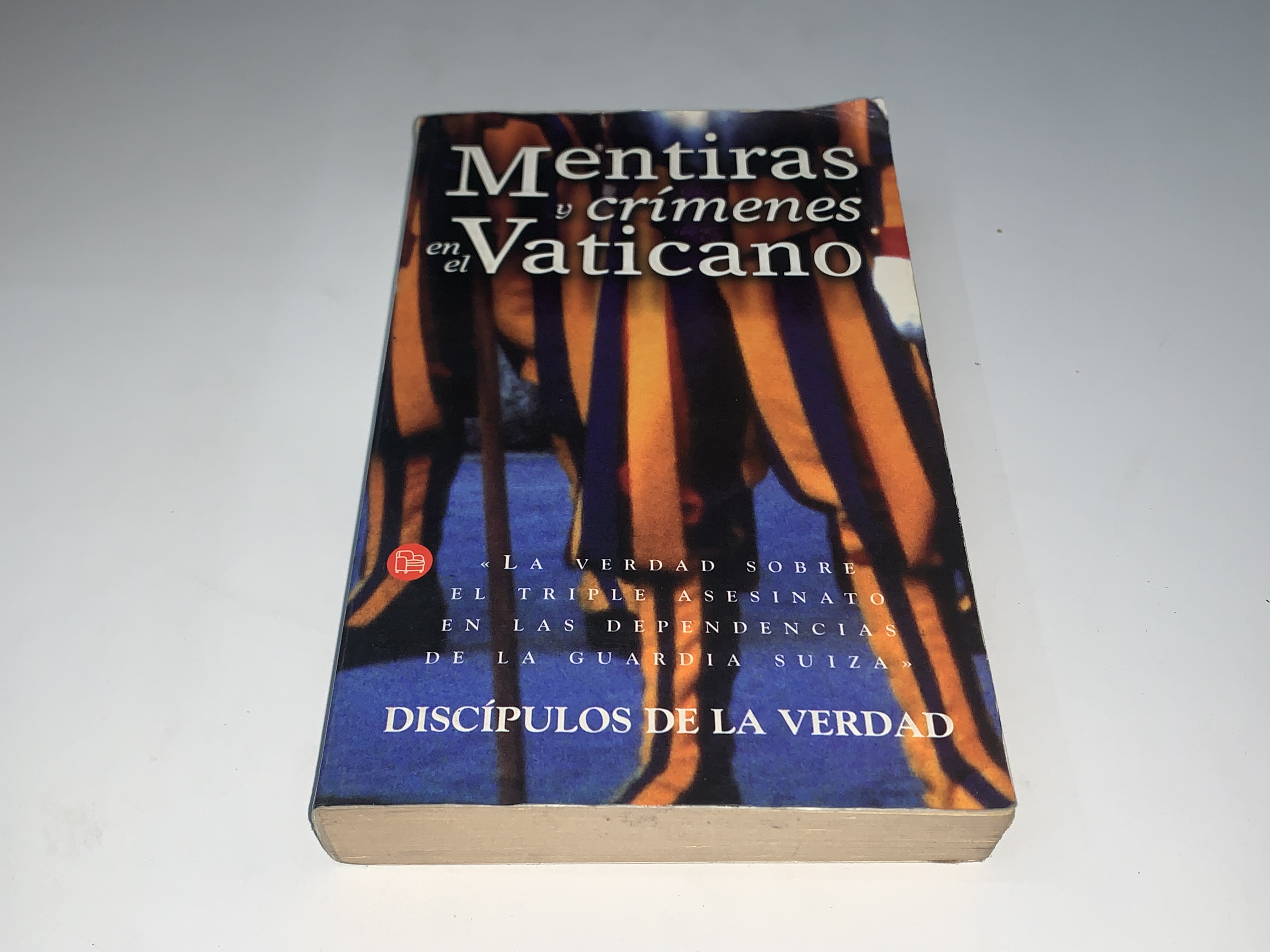 Mentiras y crímenes en el Vaticano
