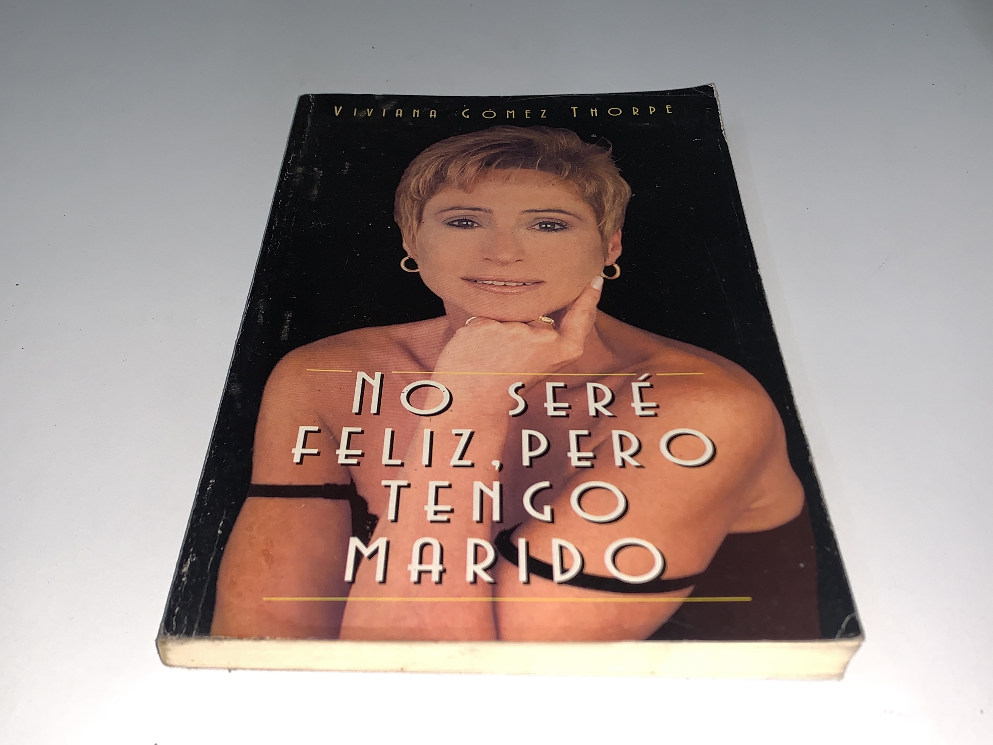 No seré feliz, pero tengo marido