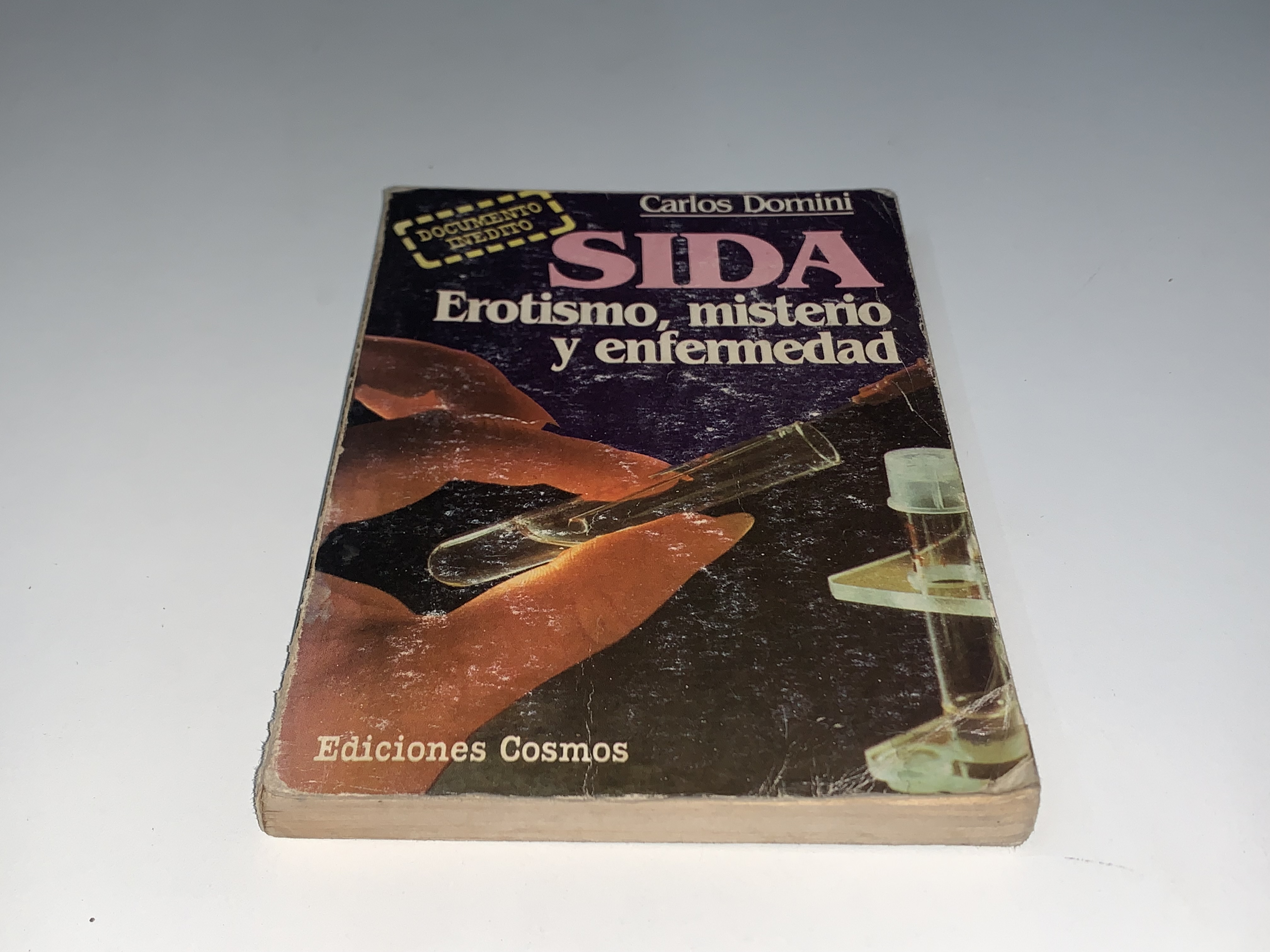 SIDA: Erotismo, misterio y enfermedad