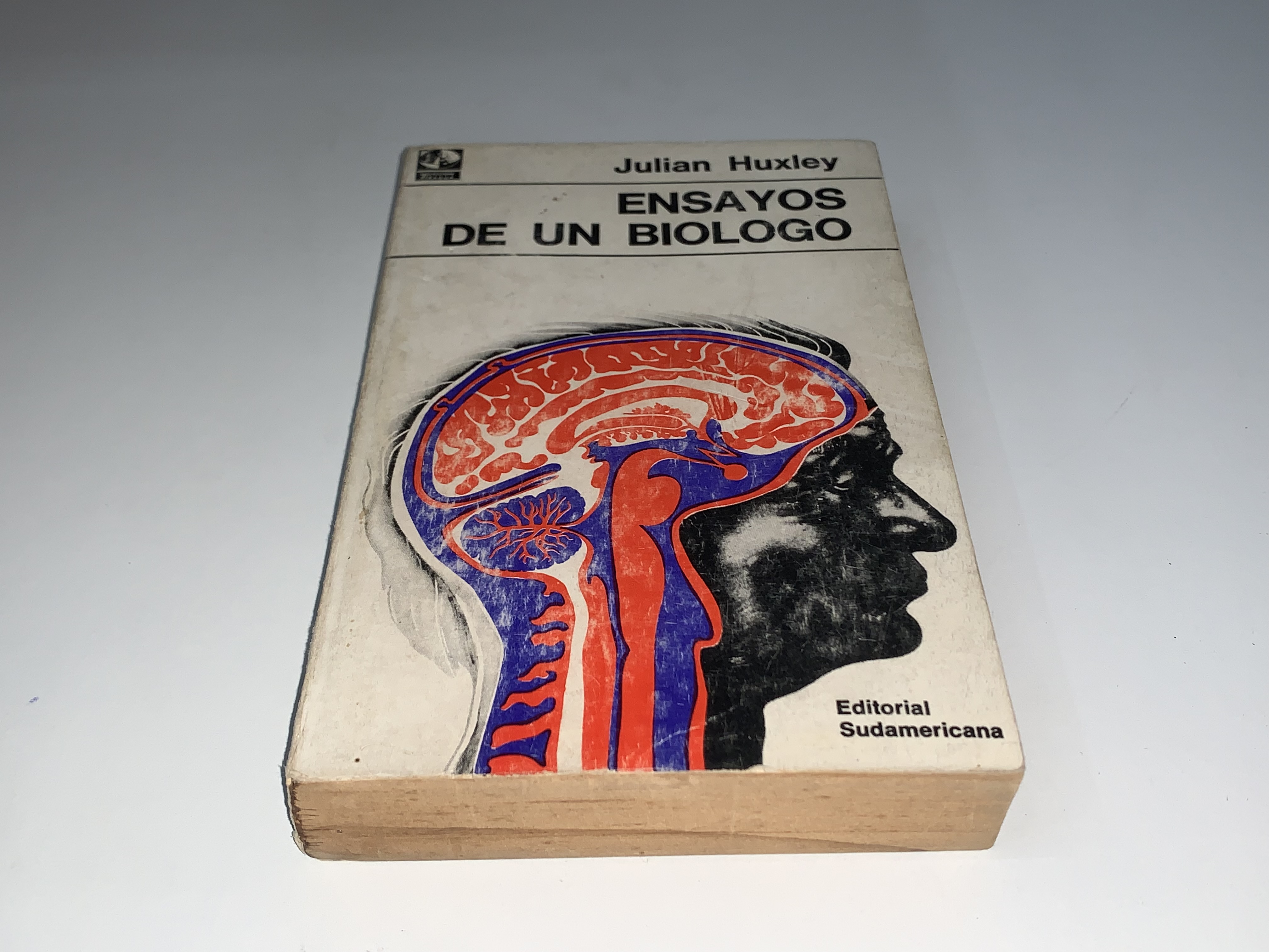 Ensayos de un biólogo