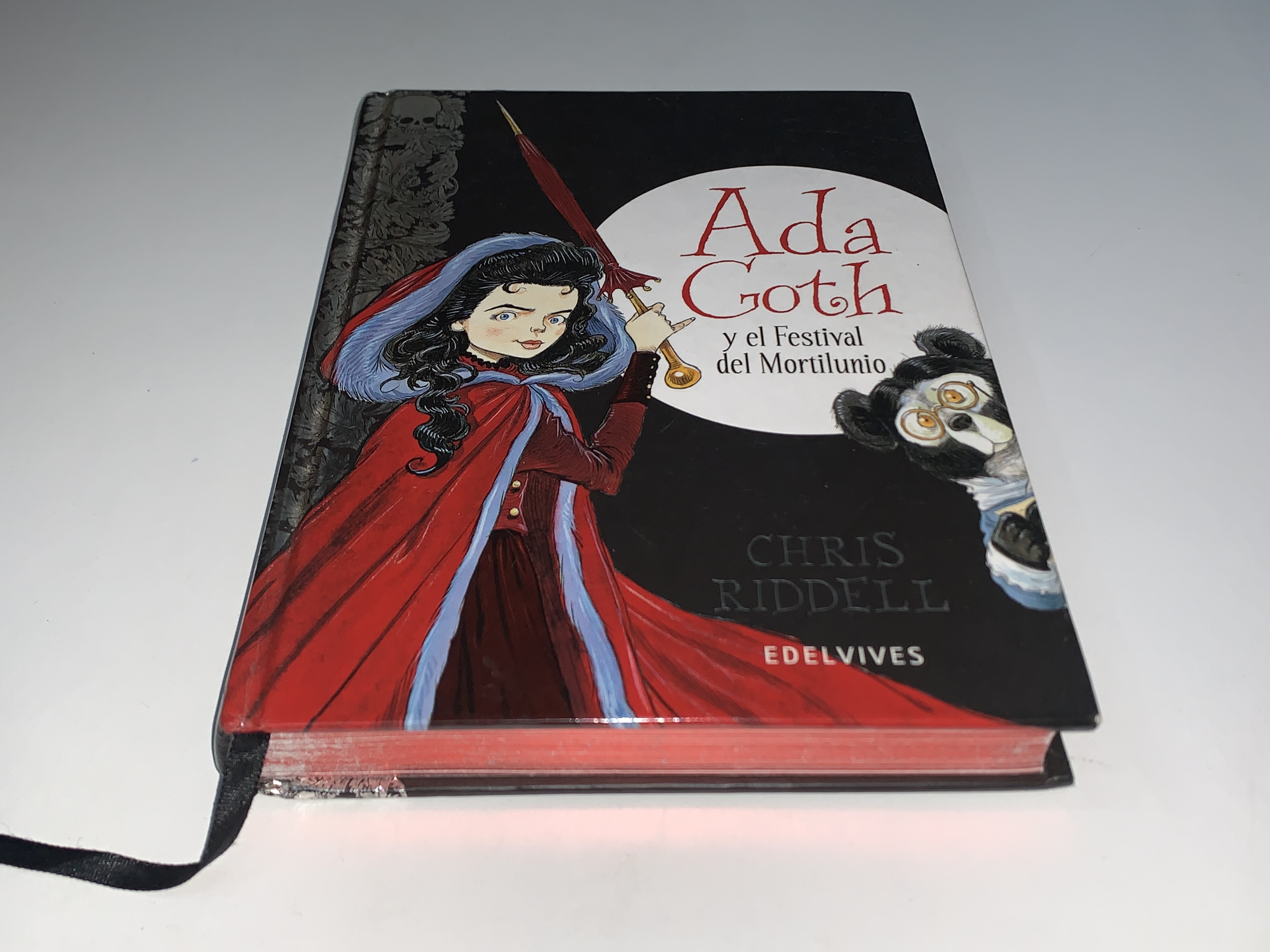 Ada Goth y el Festival del Mortilunio