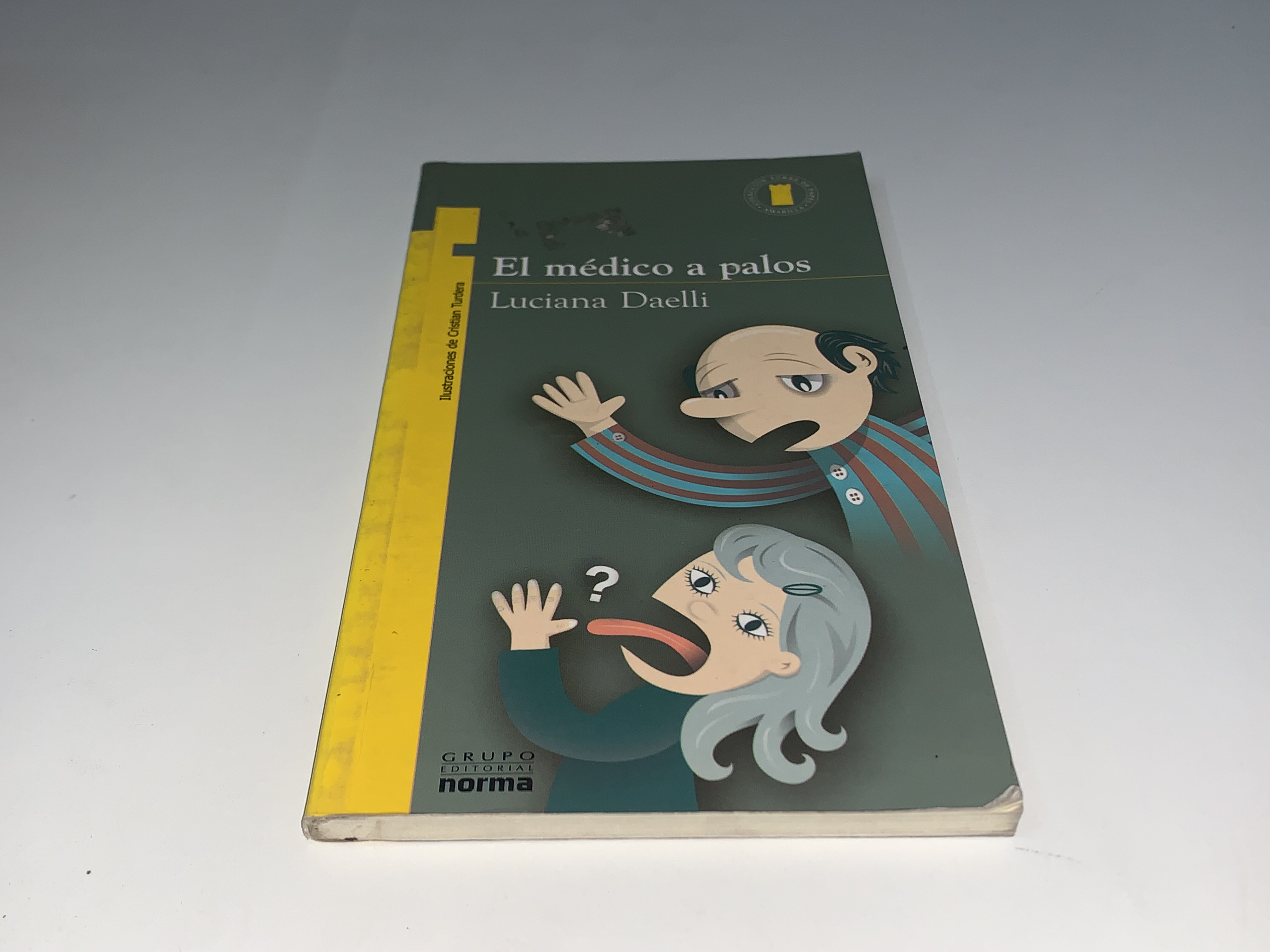 El médico a palos