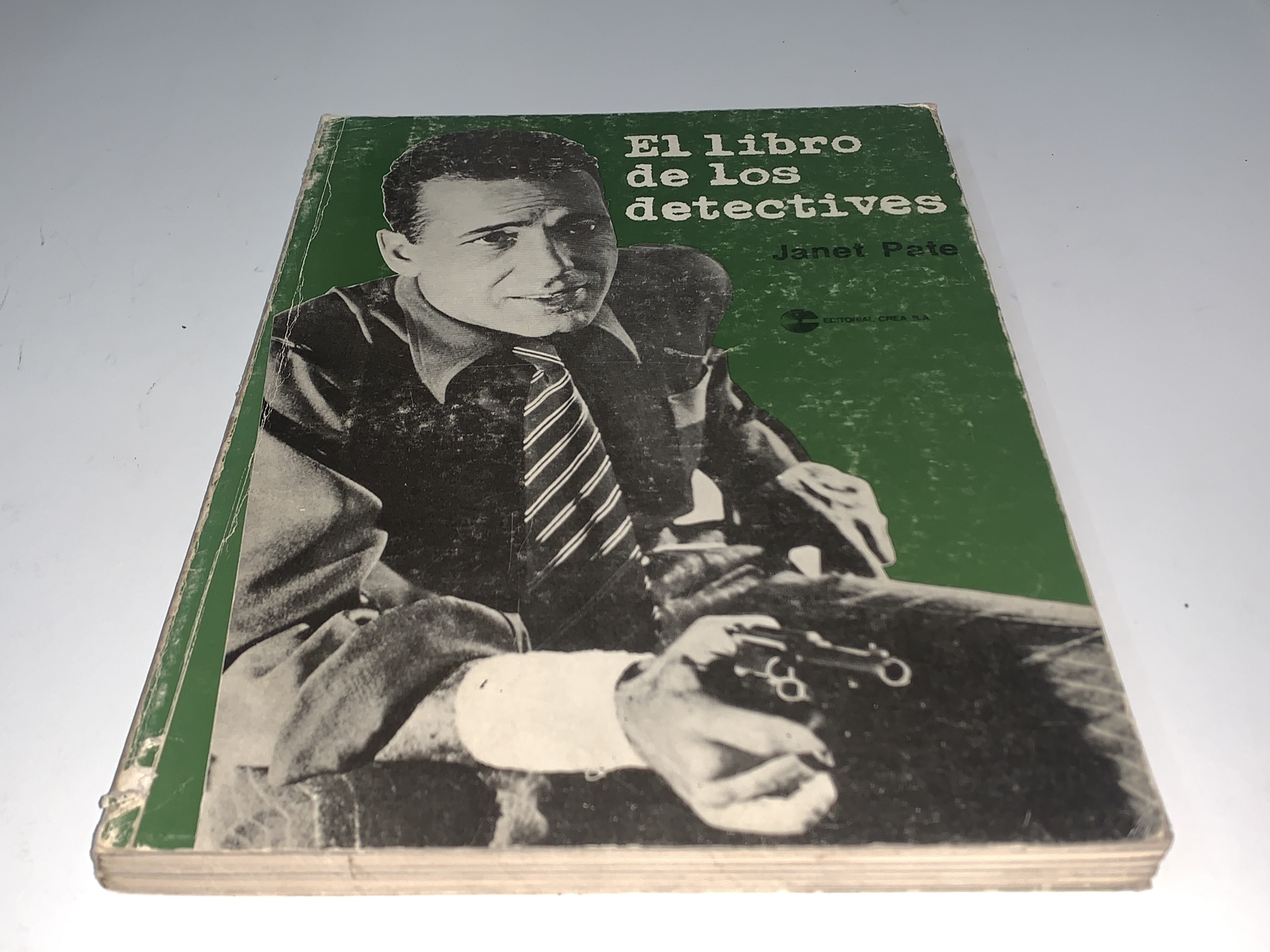El libro de los detectives