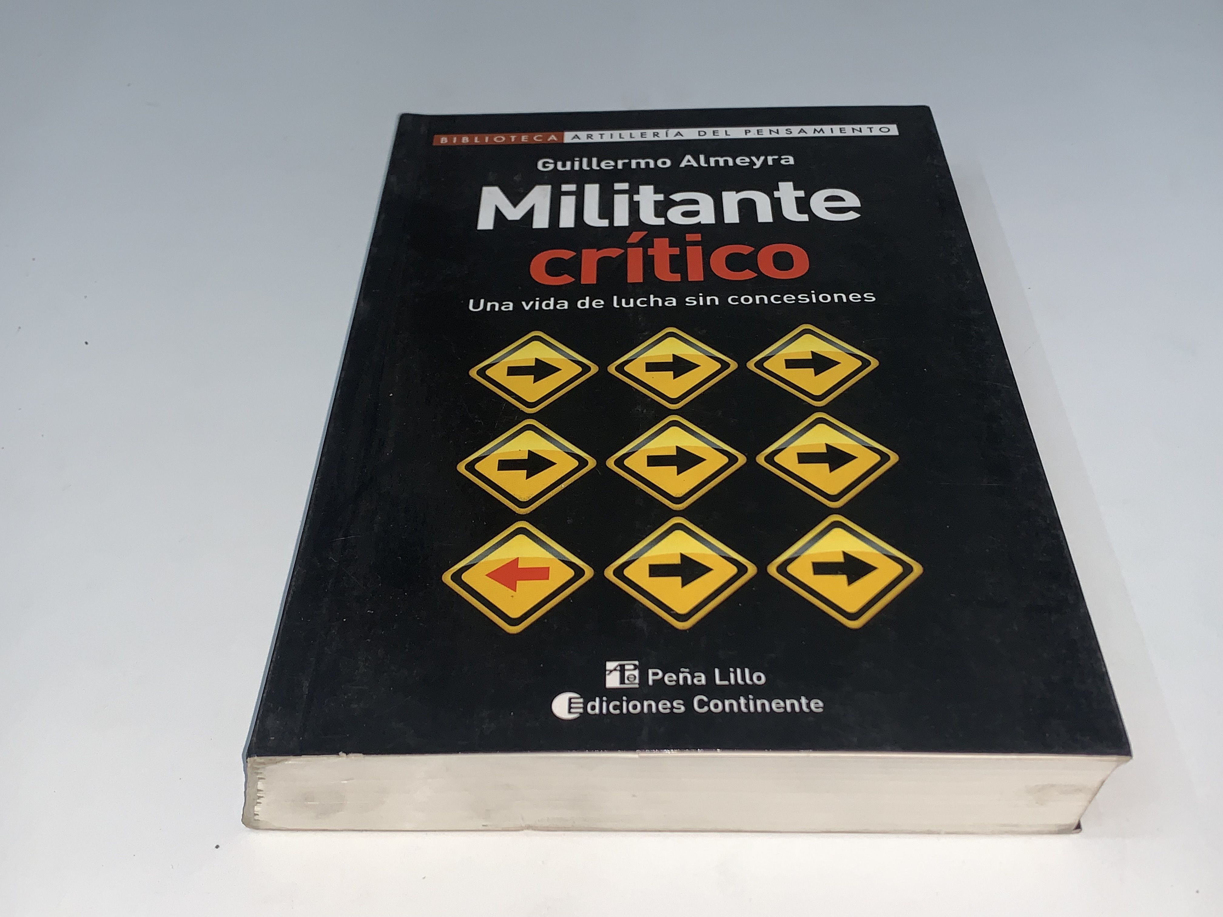 Militante crítico