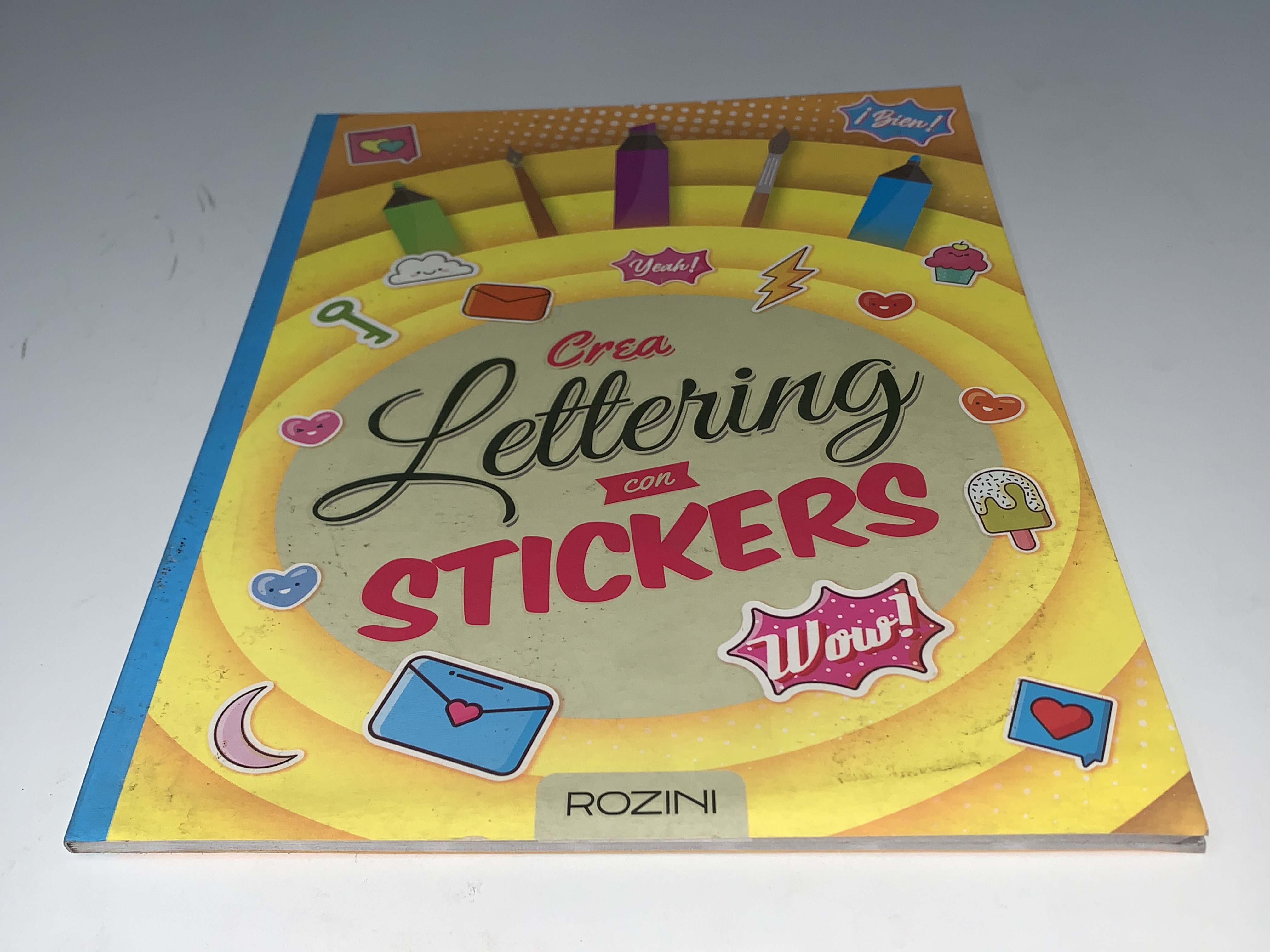 Crea Lettering con Stickers