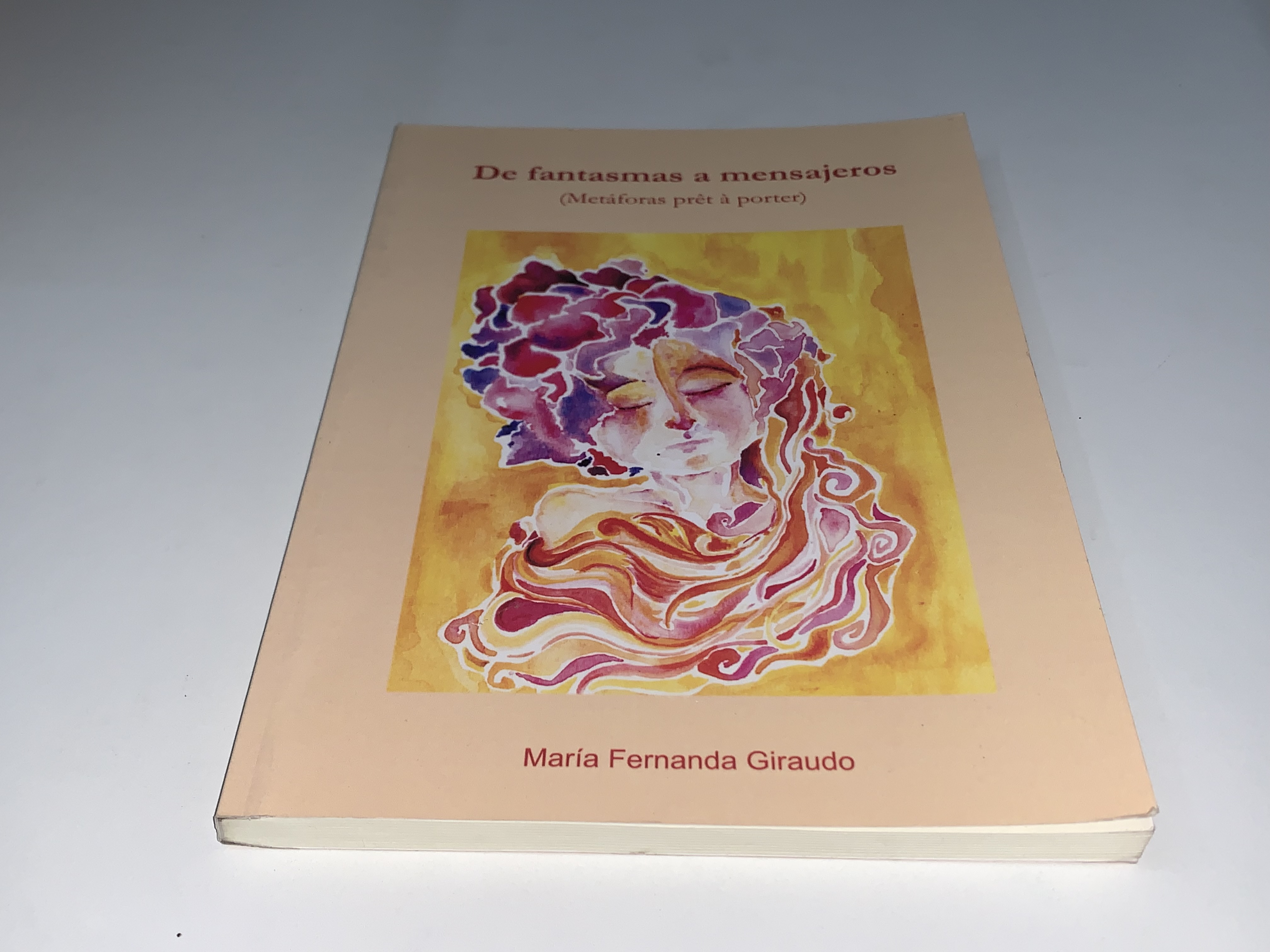 De fantasmas a mensajeros