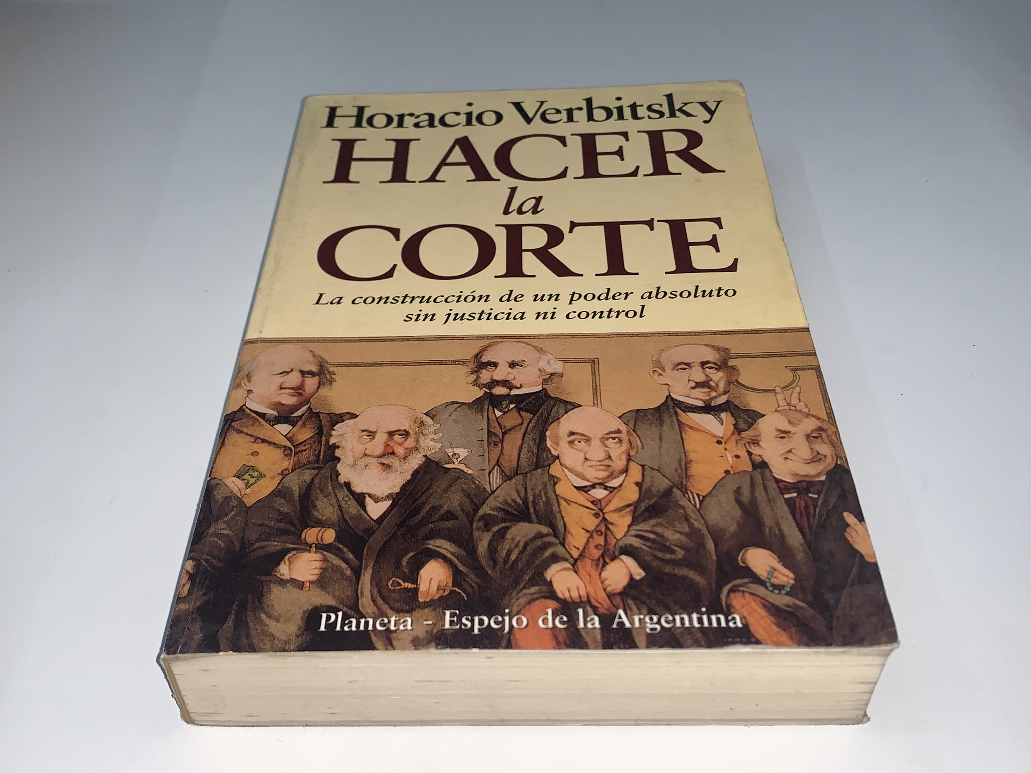 Hacer la corte