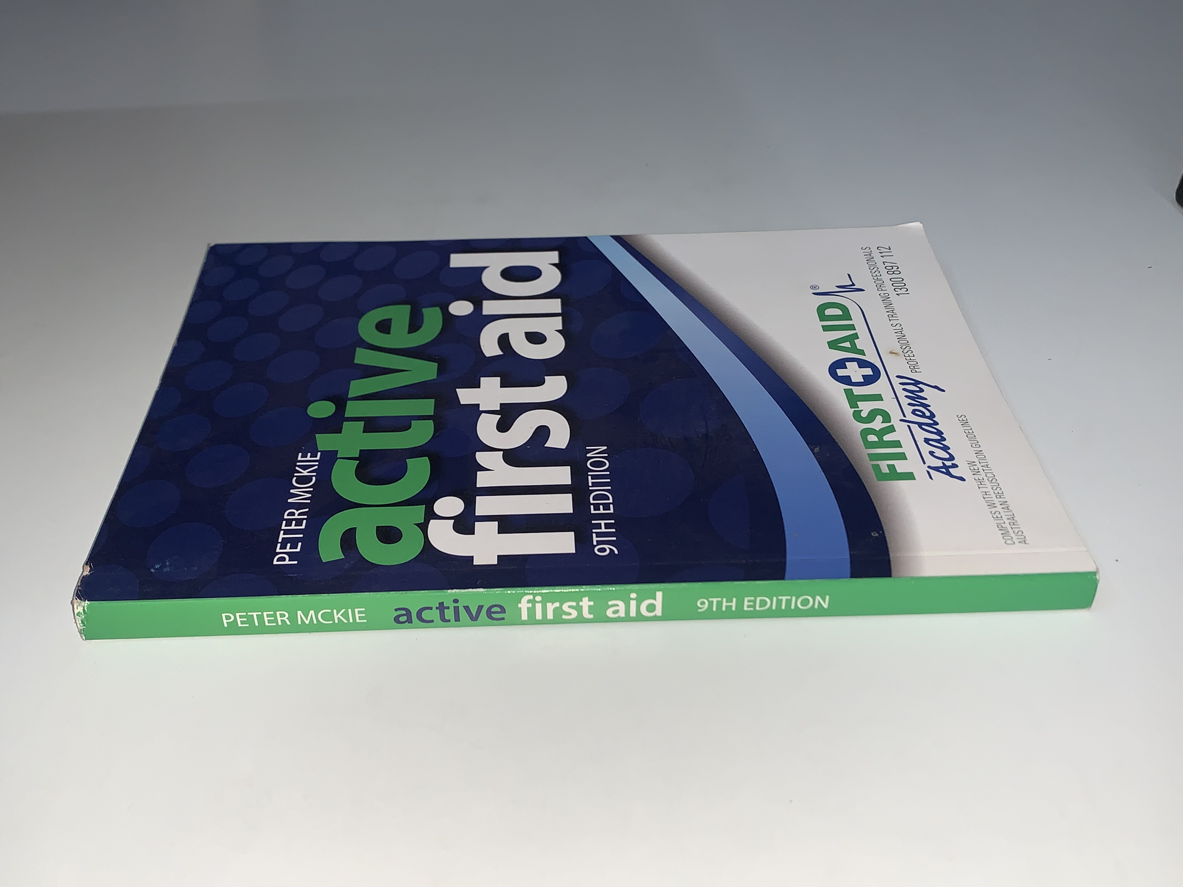 Active First Aid — Librería